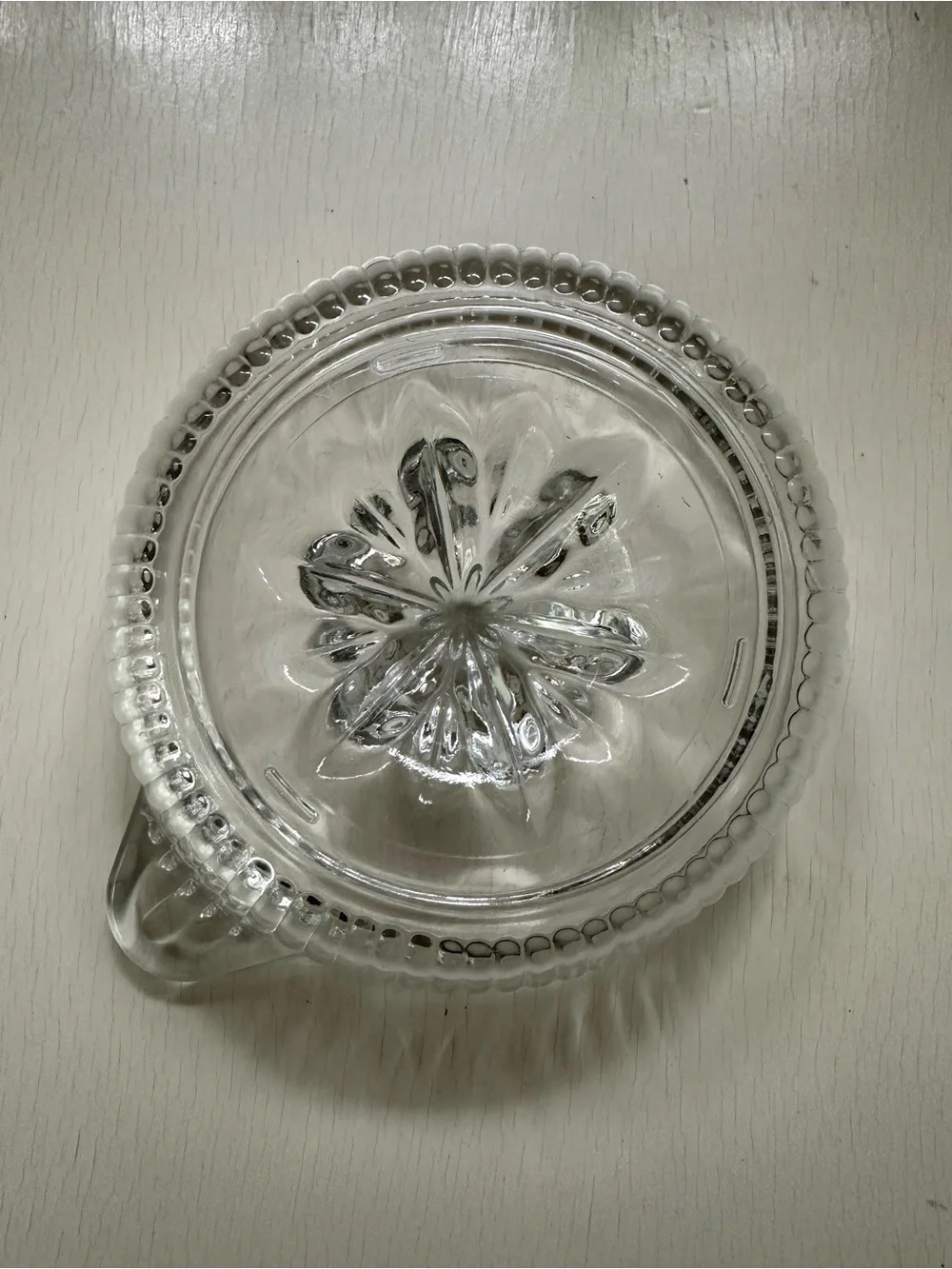 VTG MCM Clear Pressed Glass Depression Glass Citrus Juicer With Handle and Spout
